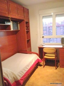 Homestay Madrid,Spain,antlopez,single